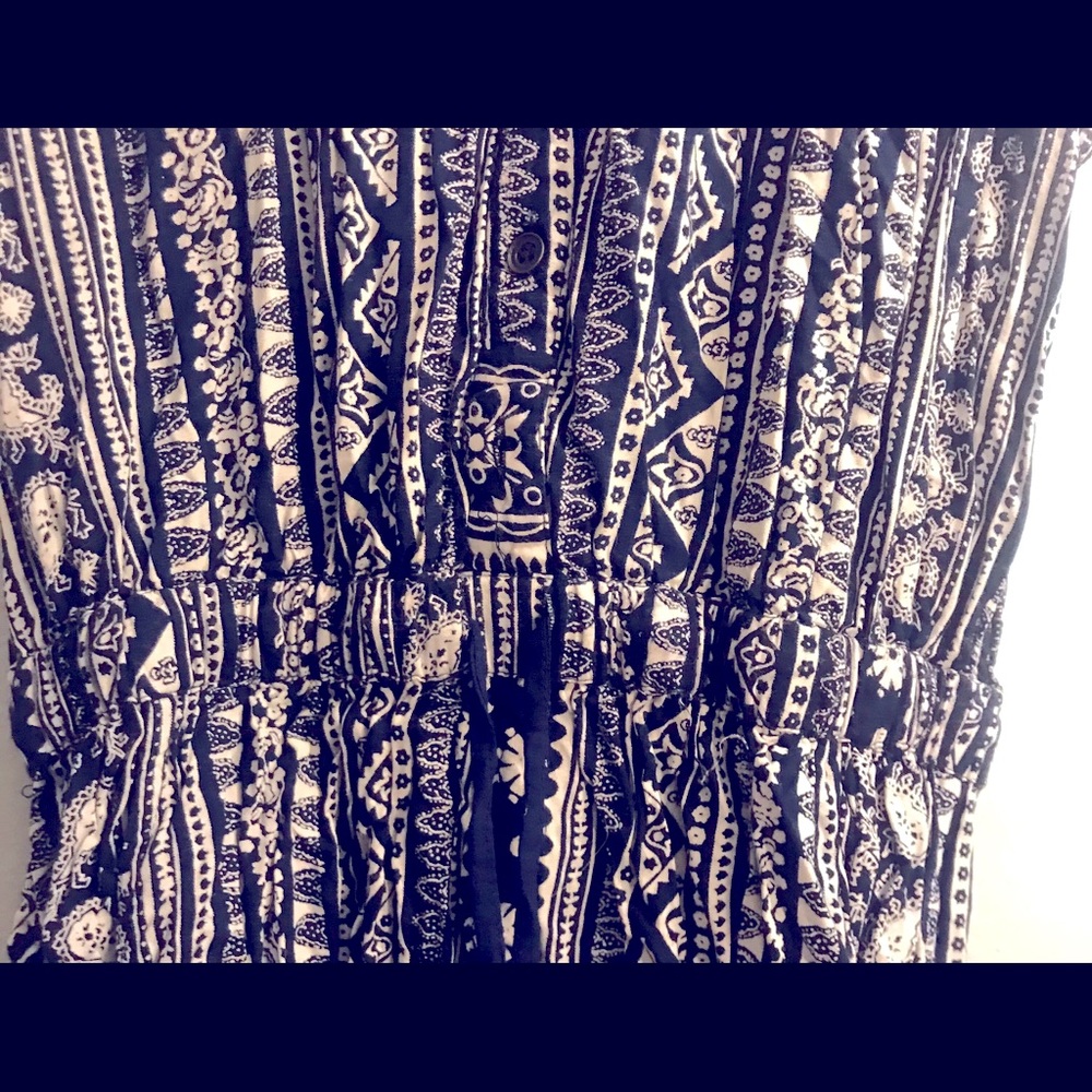 Romper - Picture 2 of 3